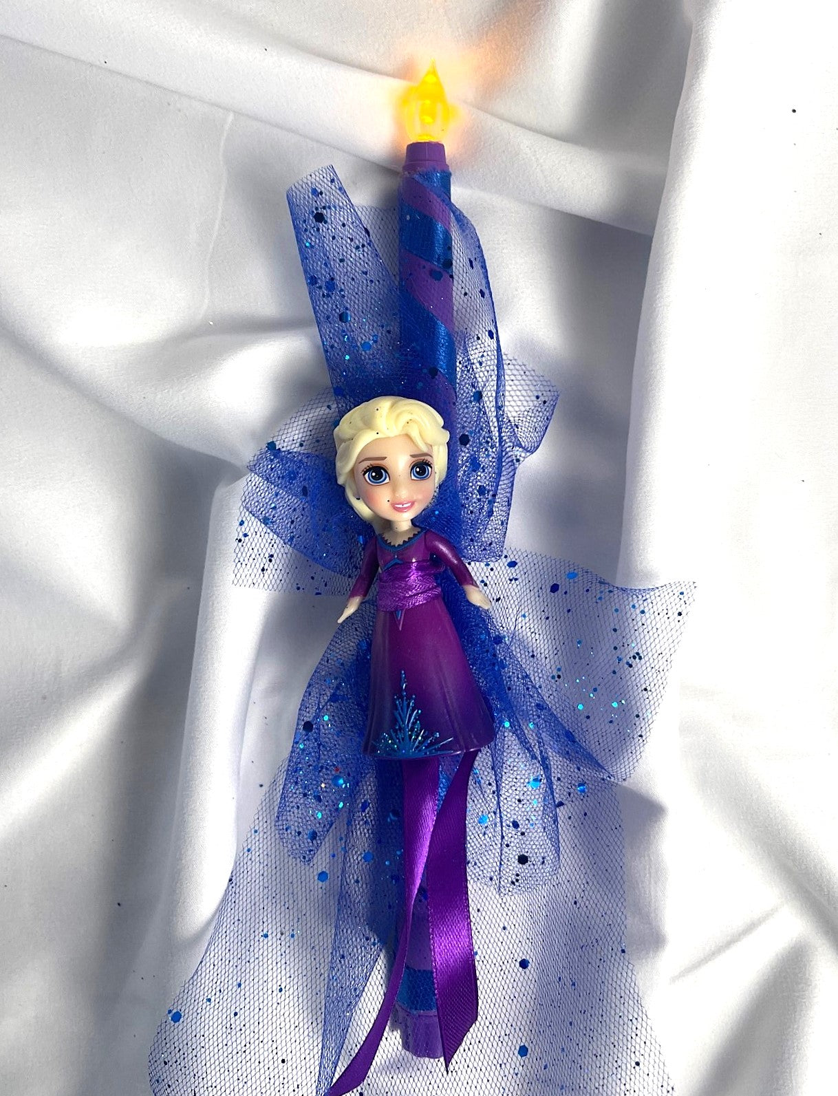 Flameless Easter Candle - Elsa "Frozen' Lambatha / Palm Sunday 28cm (SMALL)