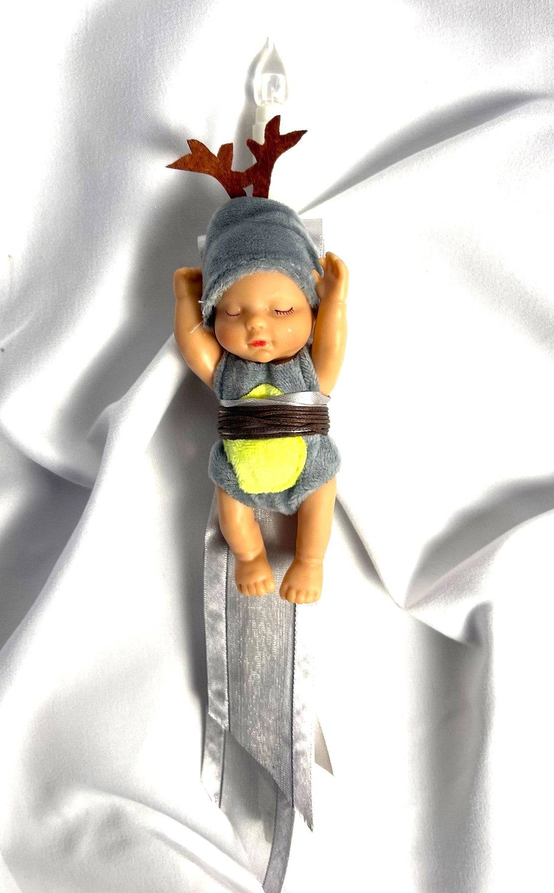 Flameless Battery Easter Candle - Baby Figurines - Lambatha / Palm Sunday 28cm (SMALL)