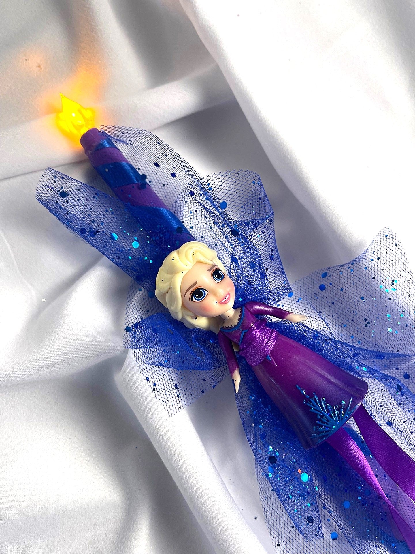 Flameless Easter Candle - Elsa "Frozen' Lambatha / Palm Sunday 28cm (SMALL)