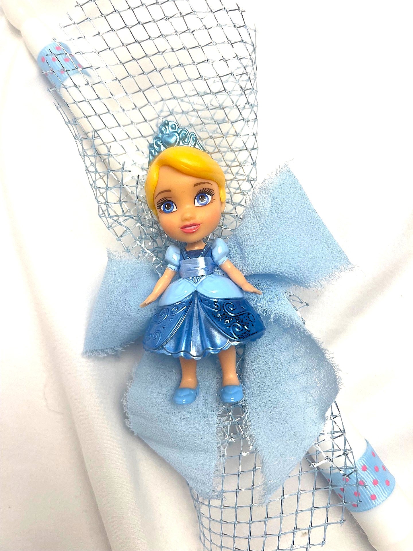Flameless Easter Candle - 'Cinderella' Lambatha / Palm Sunday 28cm (SMALL)