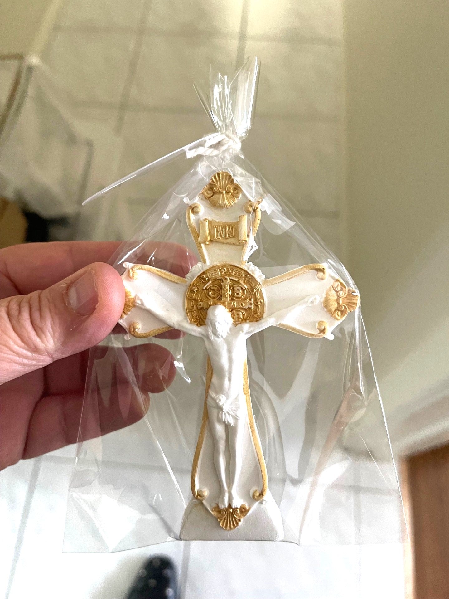 MINI CROSS  PLASTER STAND